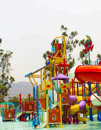 Playgrounds-Toboganes-en-fibra-de-vidrio-perú